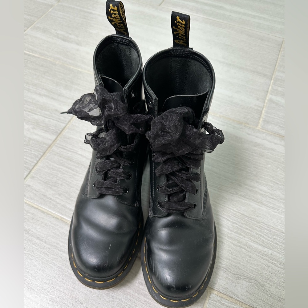 Dr Martens boots size 9